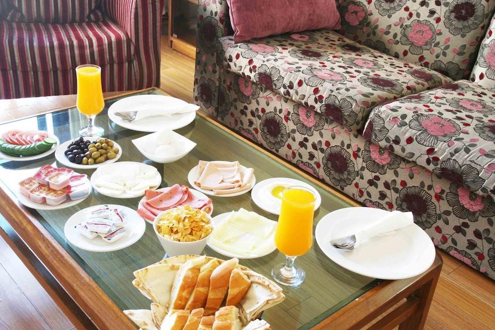 Orient Prince Hotel Beirut Exteriör bild