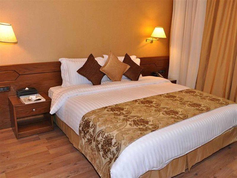 Orient Prince Hotel Beirut Exteriör bild