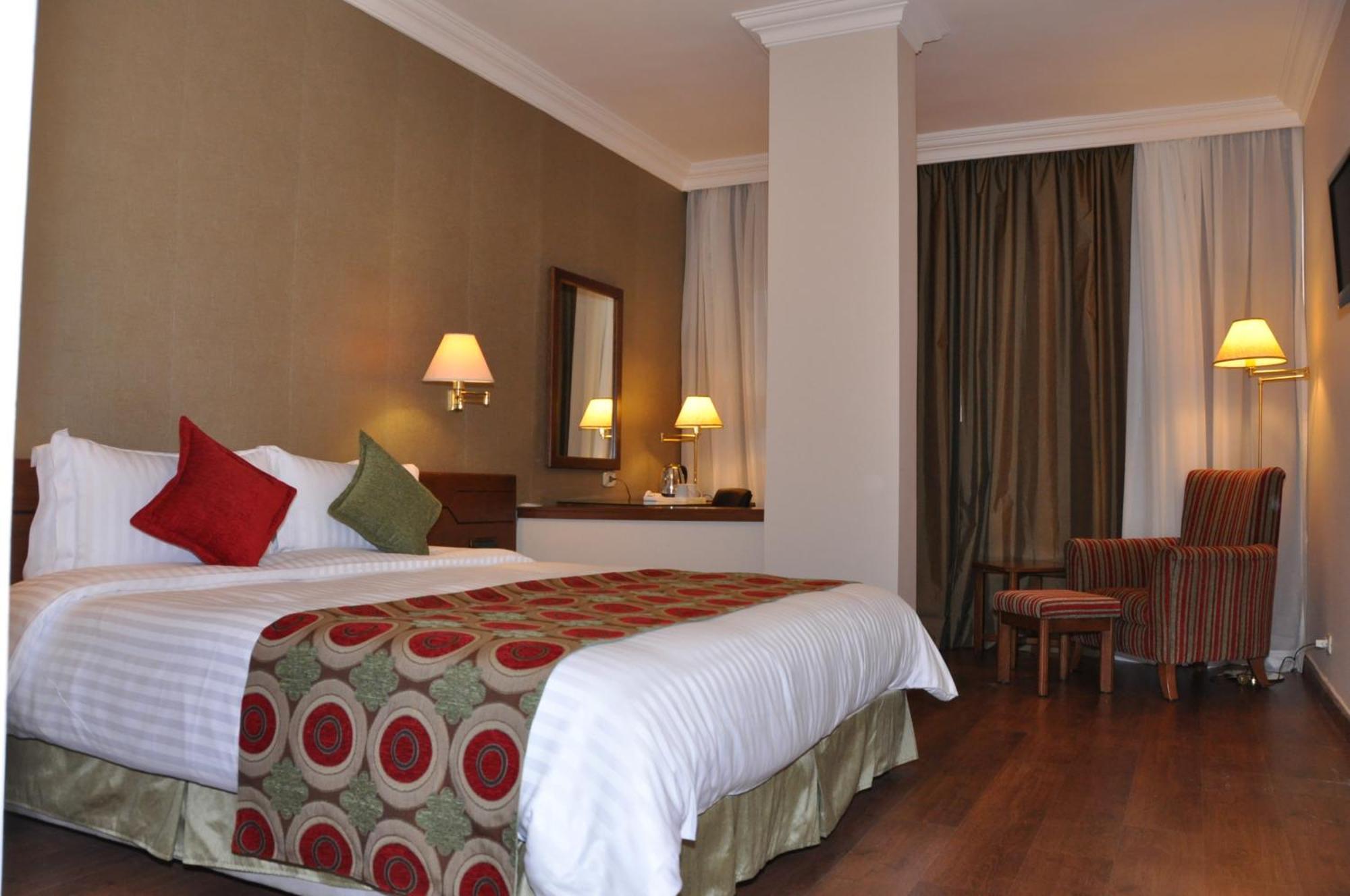 Orient Prince Hotel Beirut Exteriör bild