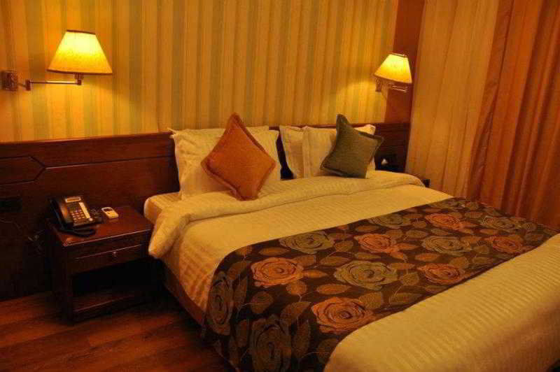 Orient Prince Hotel Beirut Exteriör bild